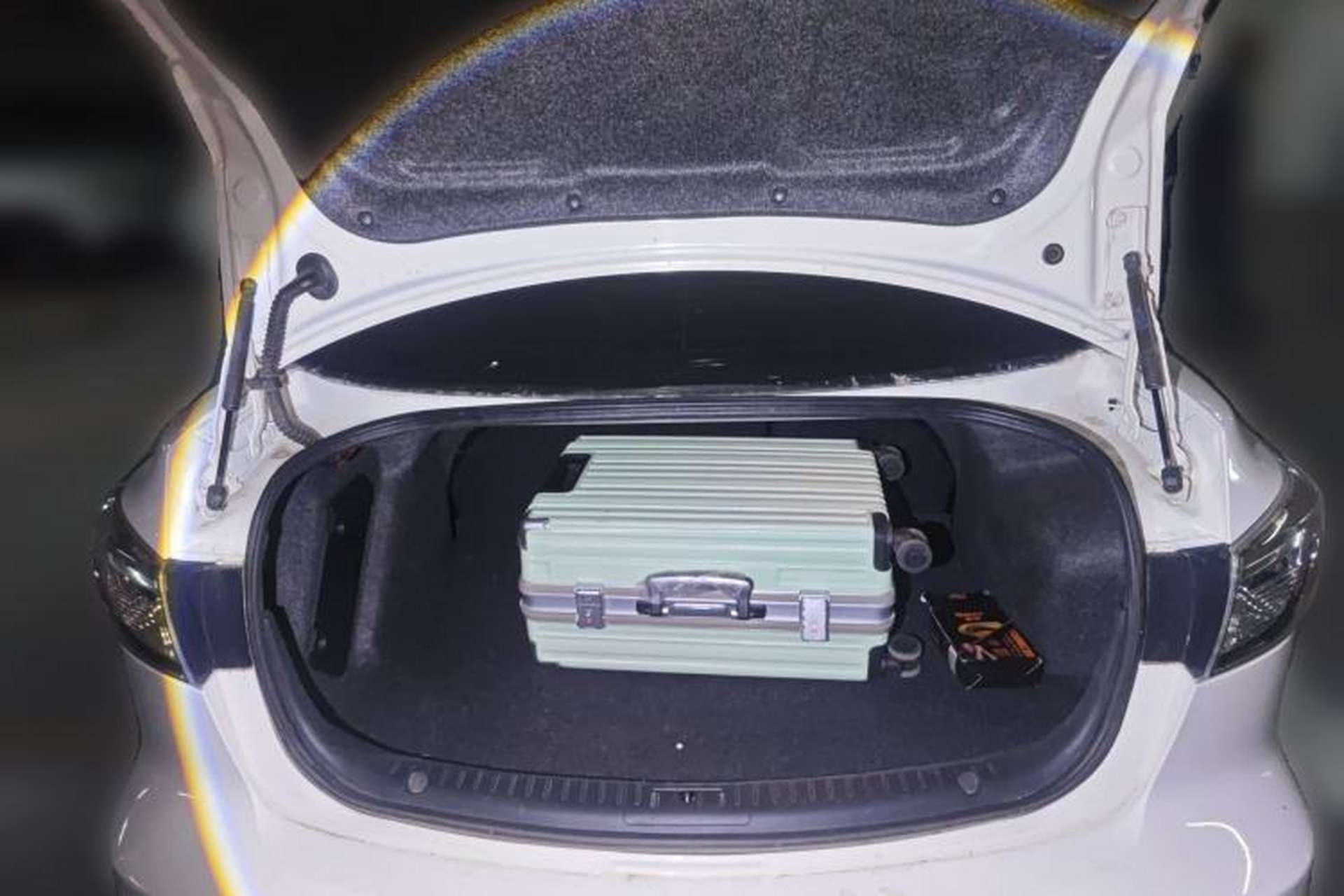 Used Mazda 3 2013 Sedan 1.6L Automatic Elite Model Trunk