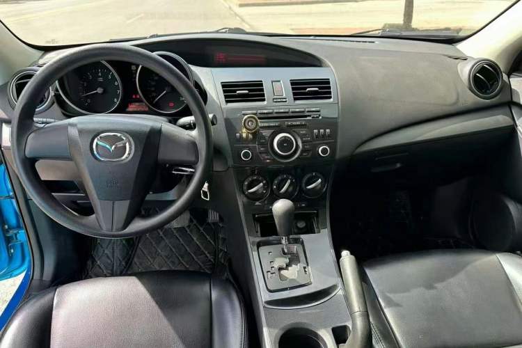 Used Mazda 3 2015 Sedan 1.6L Automatic Comfort Model Interior 1
