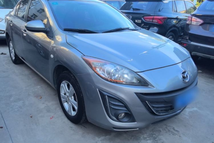 Used Mazda 3 2015 Sedan 1.6L Automatic Elite Model Front Right 45 Deg