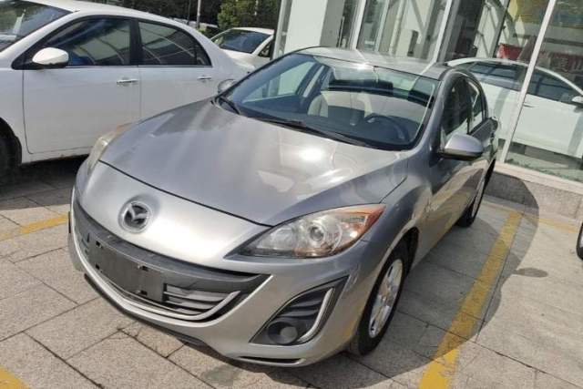 Used Mazda 3 2015 Sedan 1.6L Manual Comfort Model