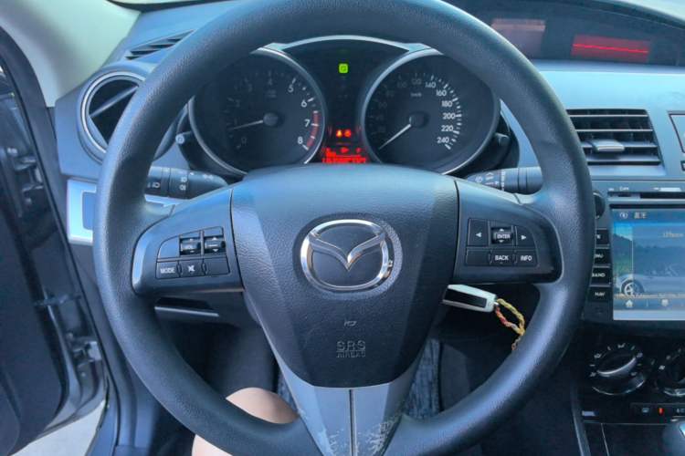 Used Mazda 3 2015 Sedan 1.6L Automatic Elite Model Steering Wheel