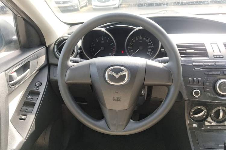 Used Mazda 3 2015 Sedan 1.6L Manual Comfort Model Steering Wheel