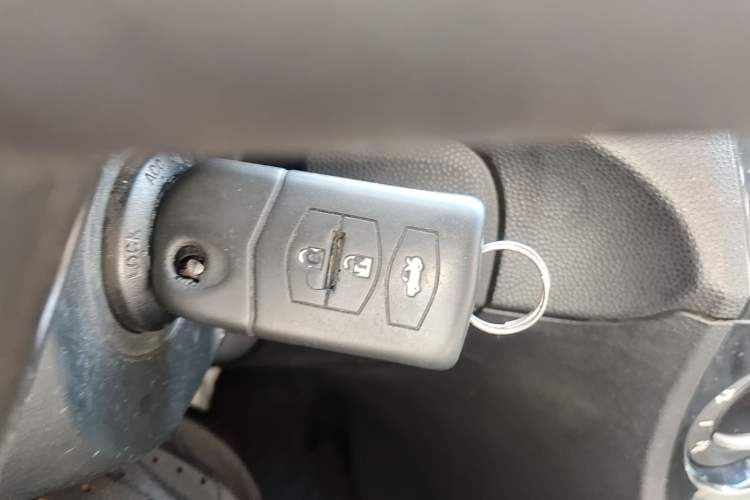 Used Mazda 3 2015 Sedan 1.6L Manual Comfort Model Vehicle Key