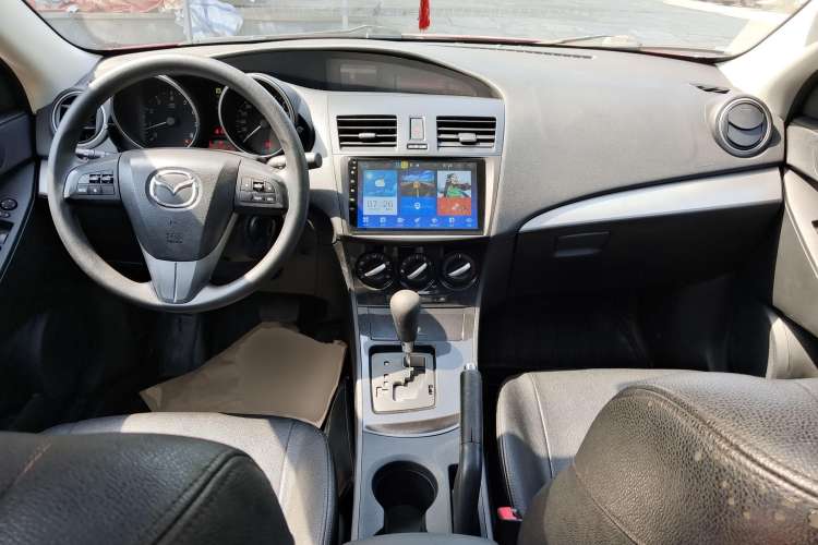 Used Mazda 3 2015 Sedan 1.6L Automatic Elite Model Center Console