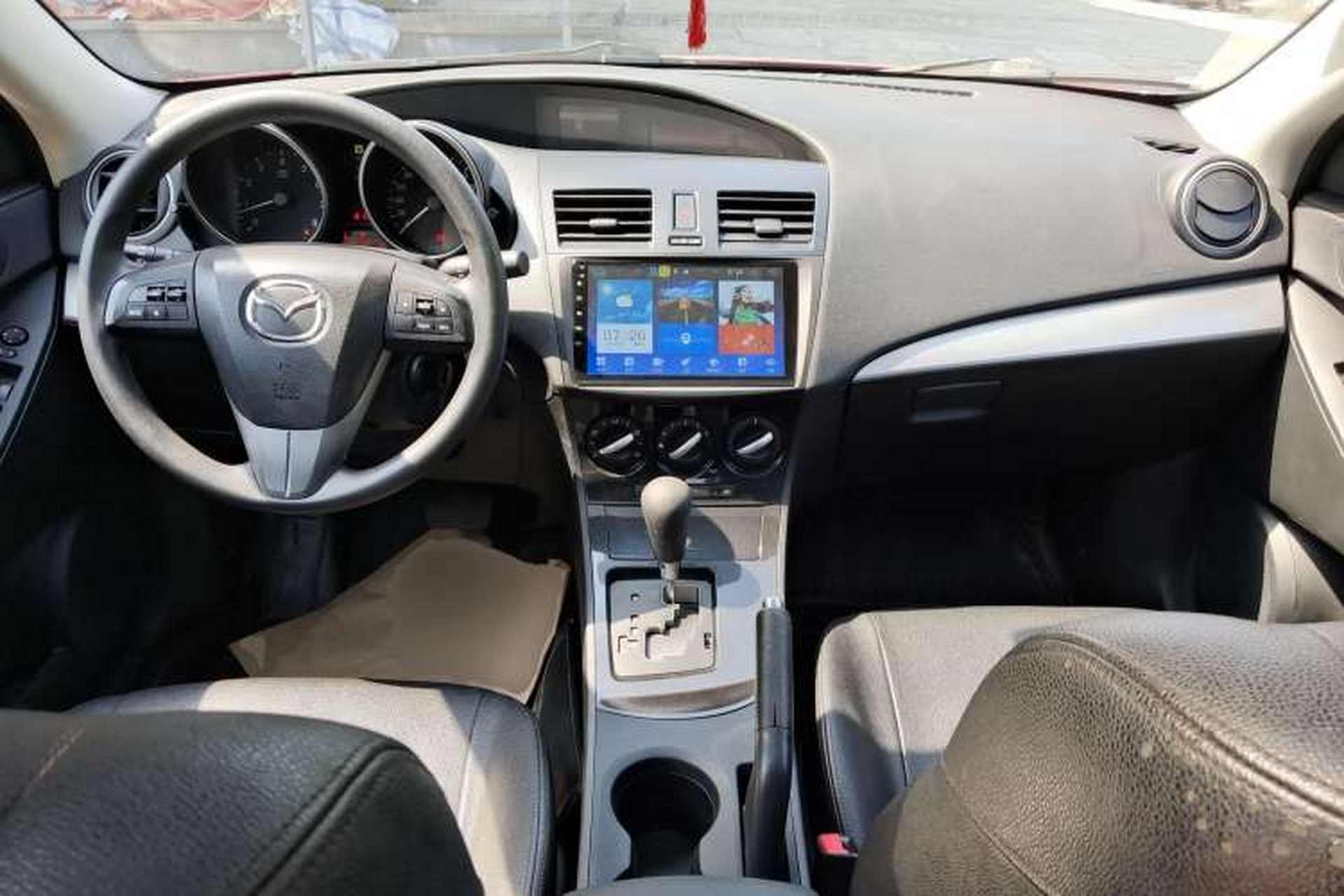 Used Mazda 3 2015 Sedan 1.6L Automatic Elite Model Center Console