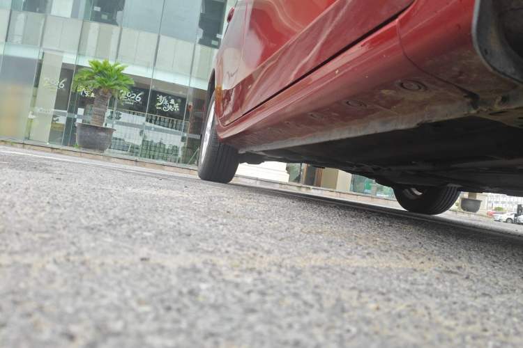 Used Mazda 3 2015 Hatchback 1.6L Manual Comfort Edition Chassis Front Right