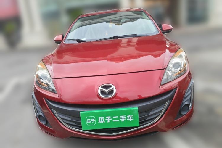 Used Mazda 3 2015 Hatchback 1.6L Manual Comfort Edition Front