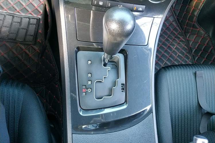 Used Mazda 3 2015 Sedan 1.6L Automatic Elite Model Gear Lever