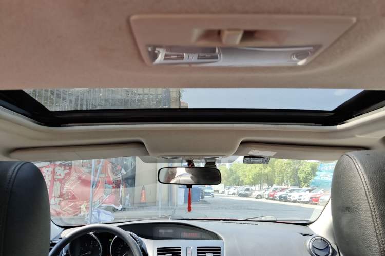 Used Mazda 3 2015 Sedan 1.6L Automatic Elite Model Headliner
