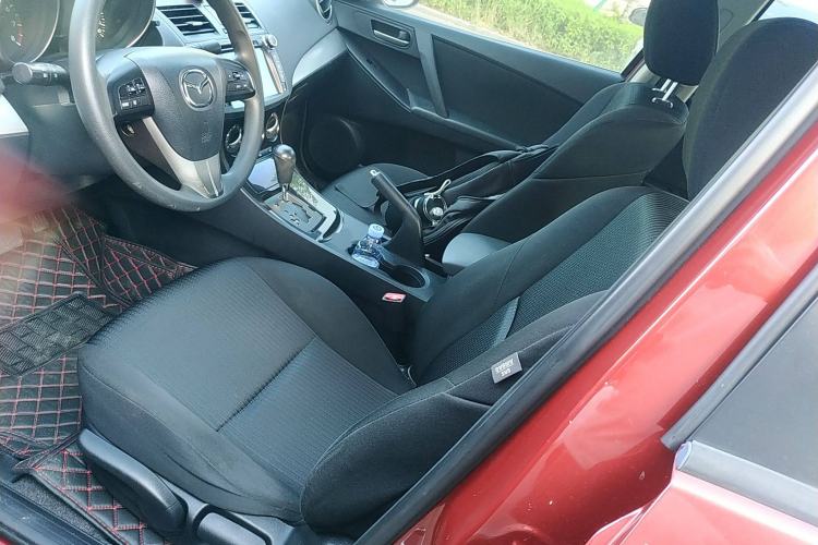 Used Mazda 3 2015 Sedan 1.6L Automatic Elite Model Left Front Seat