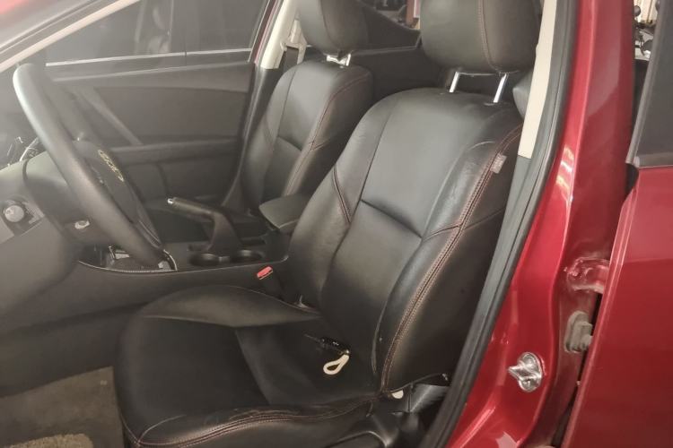 Used Mazda 3 2015 Hatchback 1.6L Automatic Elite Model Left Front Seat