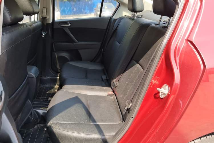 Used Mazda 3 2015 Sedan 1.6L Automatic Elite Model Left Rear Seat