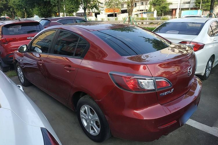 Used Mazda 3 2015 Sedan 1.6L Automatic Elite Model Left Side
