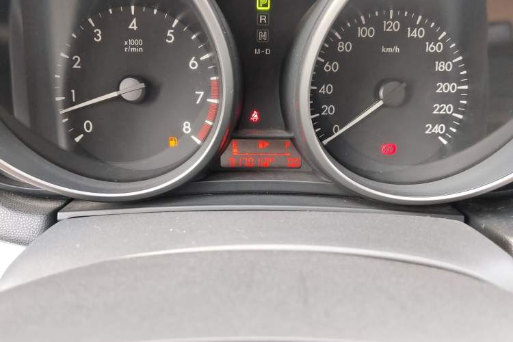 Used Mazda 3 2015 Sedan 1.6L Automatic Elite Model Odometer Close Up