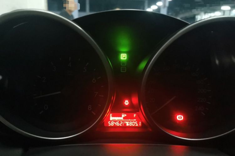 Used Mazda 3 2015 Hatchback 1.6L Automatic Elite Model Odometer Close Up