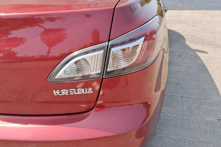 Used Mazda 3 2015 Sedan 1.6L Automatic Elite Model Right Rear Taillight