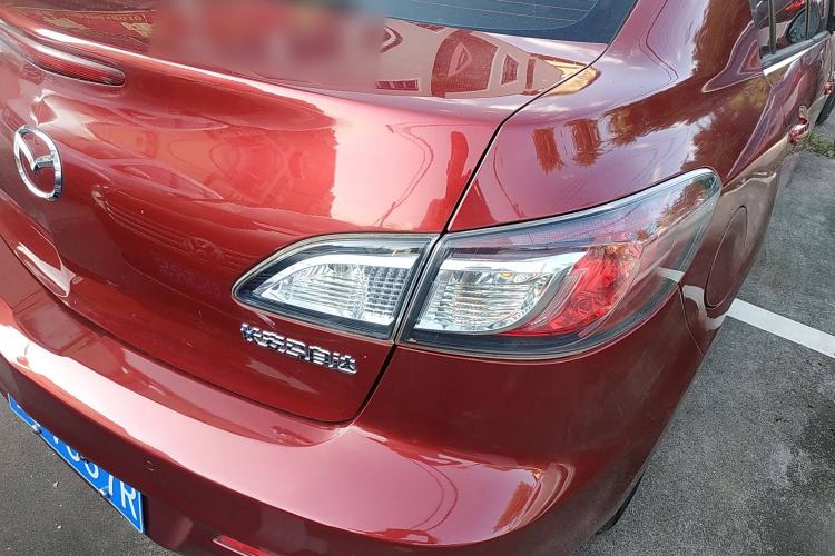 Used Mazda 3 2015 Sedan 1.6L Automatic Elite Model Right Rear Taillight