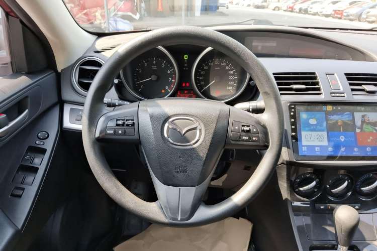 Used Mazda 3 2015 Sedan 1.6L Automatic Elite Model Steering Wheel