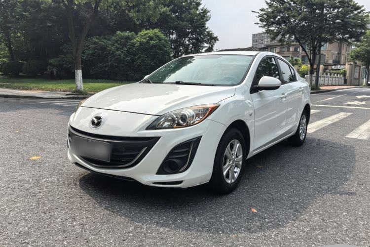Used Mazda 3 2015 Sedan 1.6L Automatic Comfort Model Guazi used car, China used car export, Used car for sale, Used cars, Cheapest cars for sale