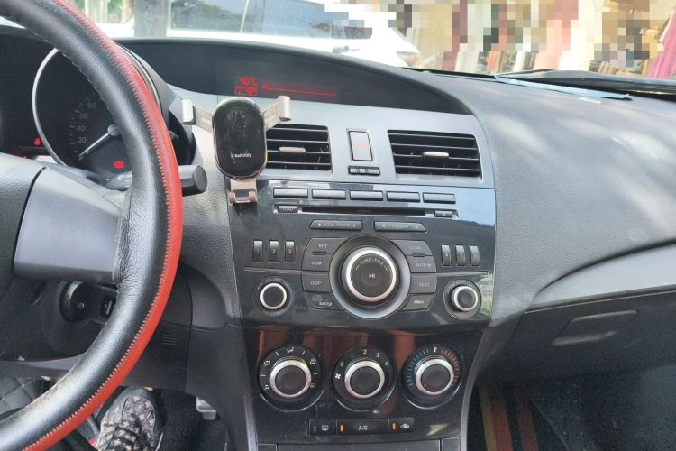 Used Mazda 3 2015 Hatchback 1.6L Manual Comfort Edition Audio And AC Panel
