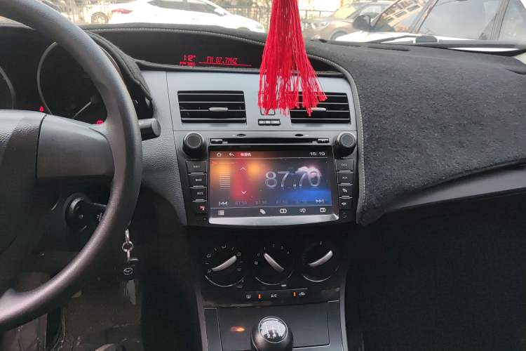 Used Mazda 3 2015 Hatchback 1.6L Manual Comfort Edition Audio And AC Panel