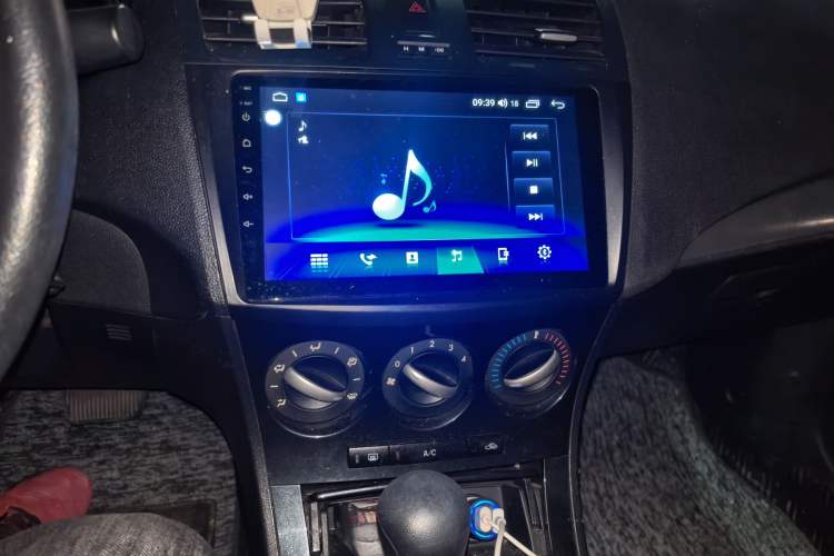 Used Mazda 3 2015 Sedan 1.6L Automatic Elite Model Audio And AC Panel