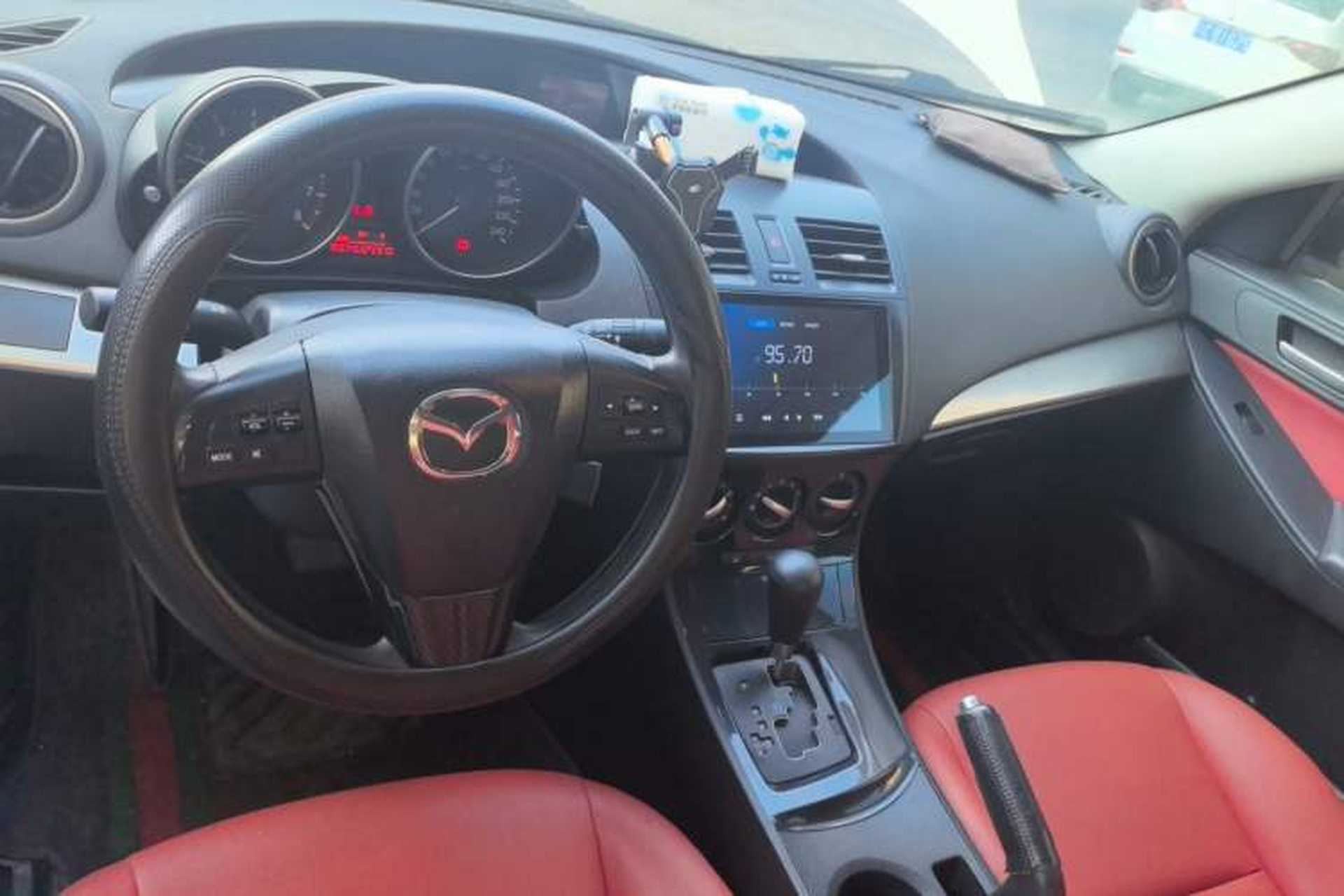Used Mazda 3 2015 Sedan 1.6L Automatic Elite Model Center Console
