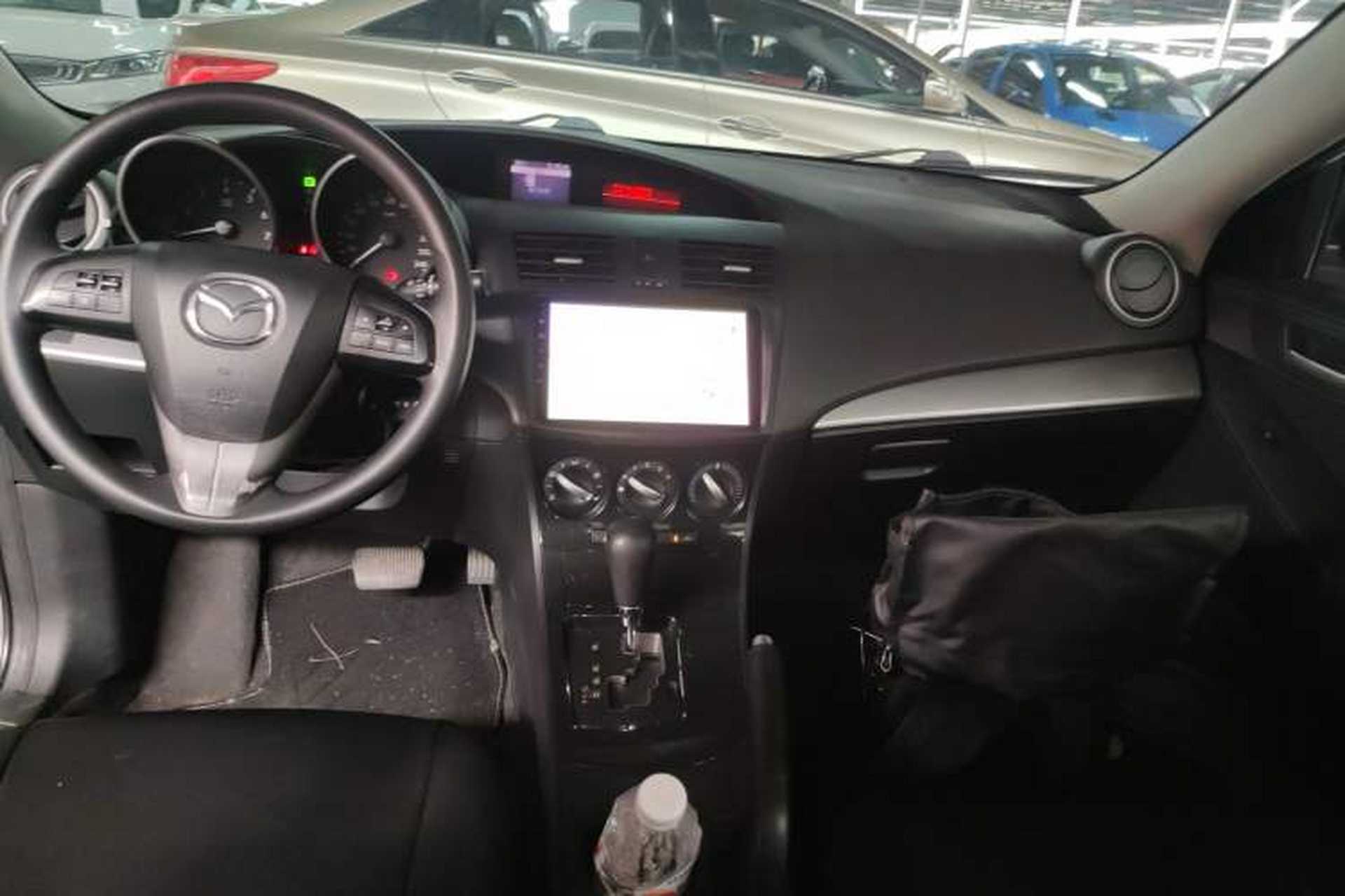 Used Mazda 3 2015 Sedan 1.6L Automatic Elite Model Center Console