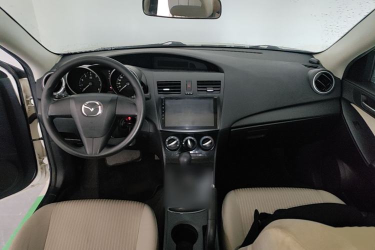 Used Mazda 3 2015 Sedan 1.6L Automatic Comfort Model Center Console