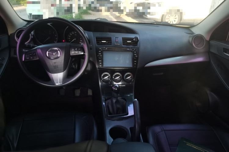 Used Mazda 3 2015 Sedan 1.6L Manual Elite Model Center Console