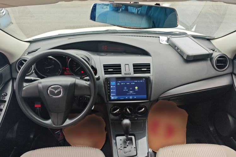 Used Mazda 3 2015 Sedan 1.6L Automatic Comfort Model Center Console