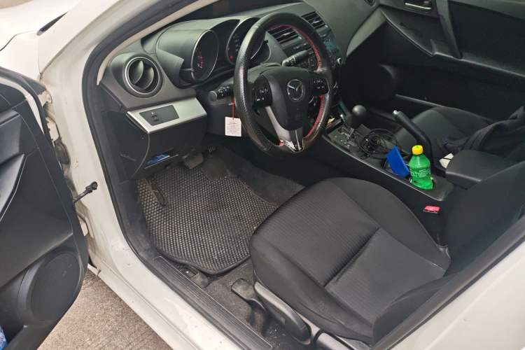 Used Mazda 3 2015 Sedan 1.6L Automatic Elite Model Driver Seat