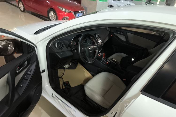 Used Mazda 3 2015 Sedan 1.6L Automatic Comfort Model Driver Seat