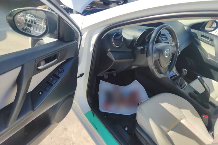 Used Mazda 3 2015 Sedan 1.6L Manual Comfort Model Driver Seat
