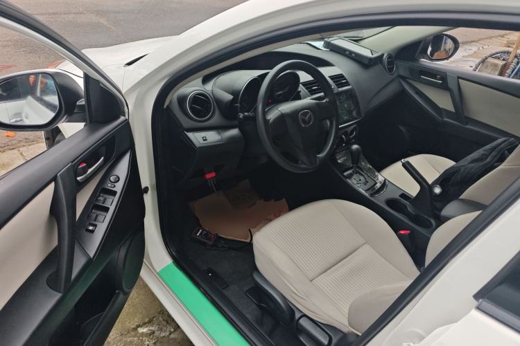 Used Mazda 3 2015 Sedan 1.6L Automatic Comfort Model Driver Seat