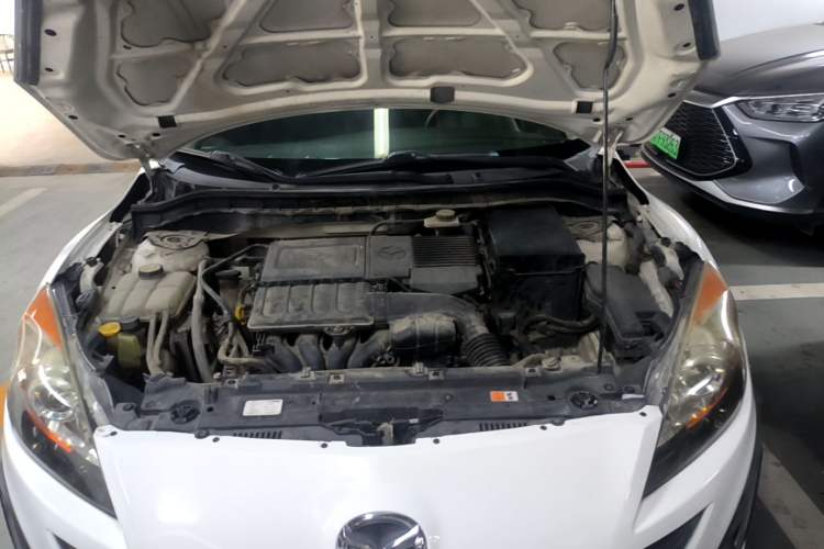 Used Mazda 3 2015 Hatchback 1.6L Manual Comfort Edition Engine Bay