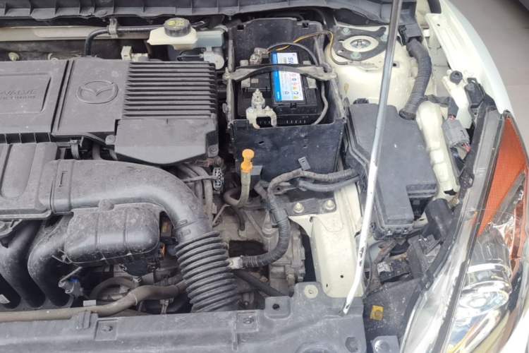 Used Mazda 3 2015 Sedan 1.6L Automatic Comfort Model Engine Bay Left