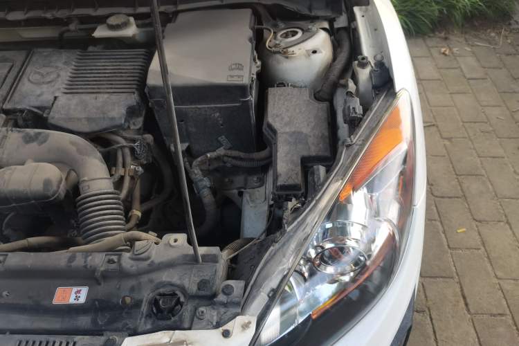 Used Mazda 3 2015 Sedan 1.6L Manual Elite Model Engine Bay Left