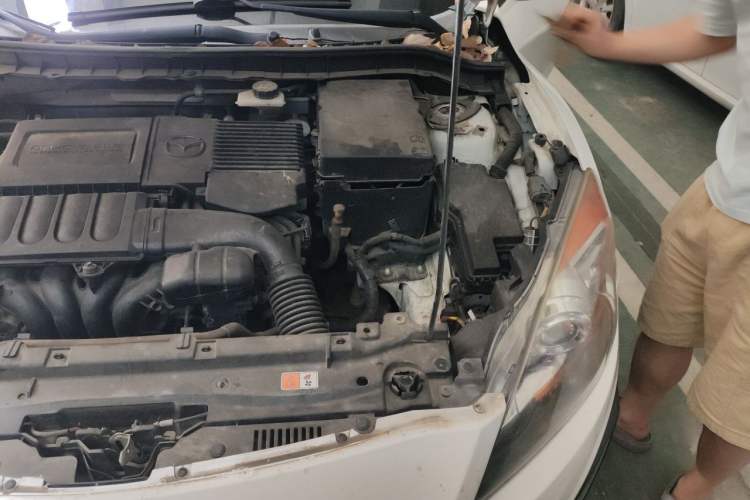 Used Mazda 3 2015 Sedan 1.6L Automatic Comfort Model Engine Bay Left
