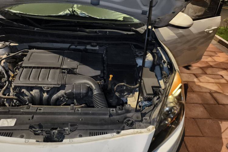 Used Mazda 3 2015 Sedan 1.6L Automatic Comfort Model Engine Bay Left