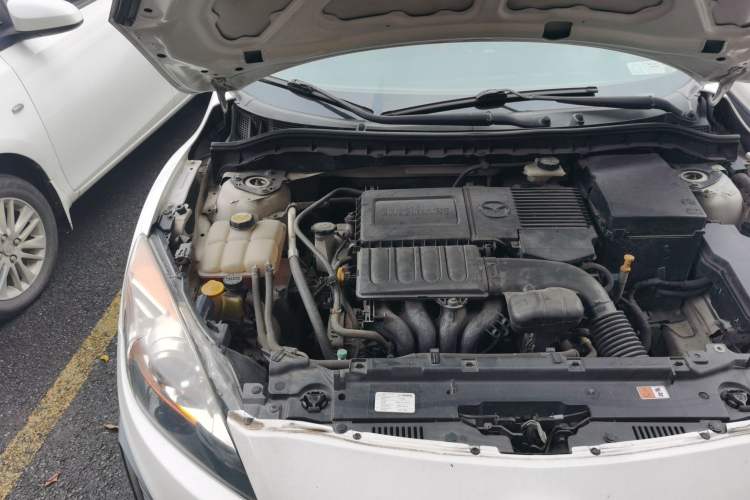 Used Mazda 3 2015 Sedan 1.6L Automatic Elite Model Engine Bay Right