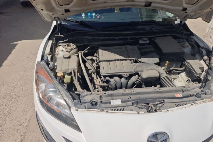 Used Mazda 3 2015 Sedan 1.6L Automatic Elite Model Engine Bay Right