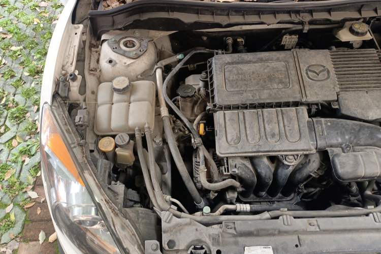 Used Mazda 3 2015 Sedan 1.6L Automatic Elite Model Engine Bay Right