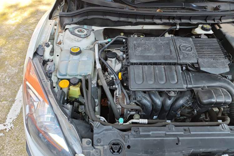 Used Mazda 3 2015 Sedan 1.6L Automatic Elite Model Engine Bay Right