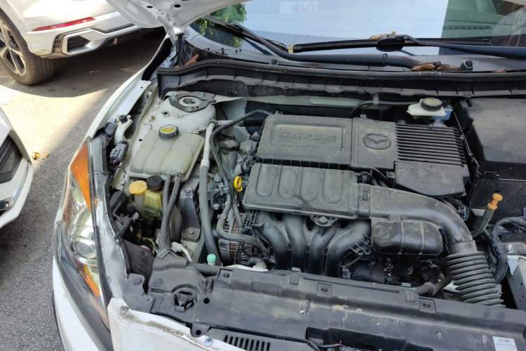 Used Mazda 3 2015 Sedan 1.6L Automatic Comfort Model Engine Bay Right