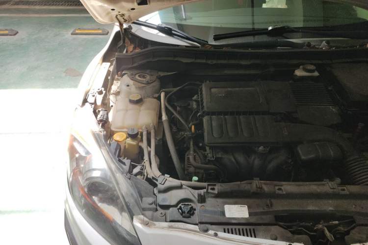 Used Mazda 3 2015 Sedan 1.6L Automatic Comfort Model Engine Bay Right