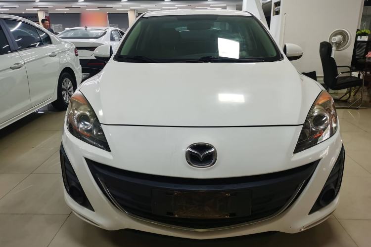 Used Mazda 3 2015 Sedan 1.6L Automatic Comfort Model Exterior 1