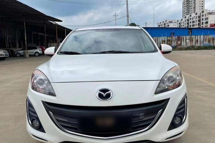 Used Mazda 3 2015 Sedan 1.6L Manual Comfort Model Exterior 1