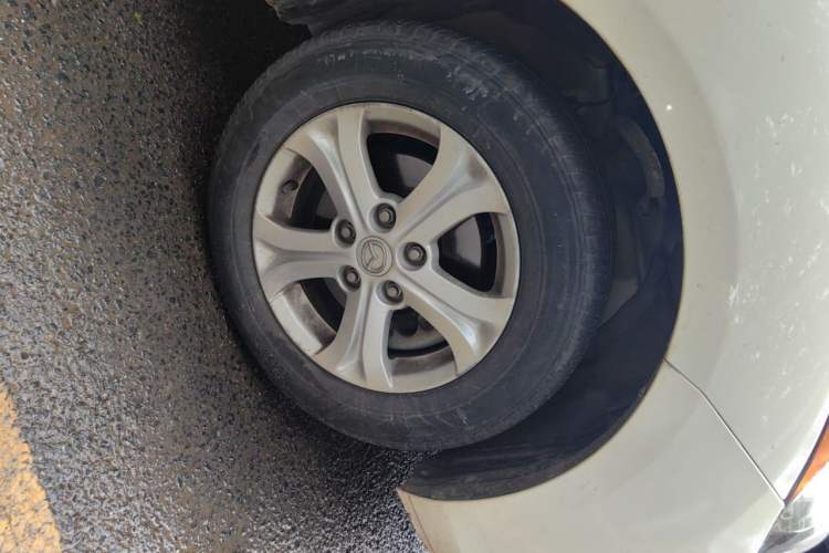 Used Mazda 3 2015 Sedan 1.6L Manual Comfort Model Exterior 1