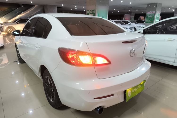 Used Mazda 3 2015 Sedan 1.6L Automatic Comfort Model Exterior 2
